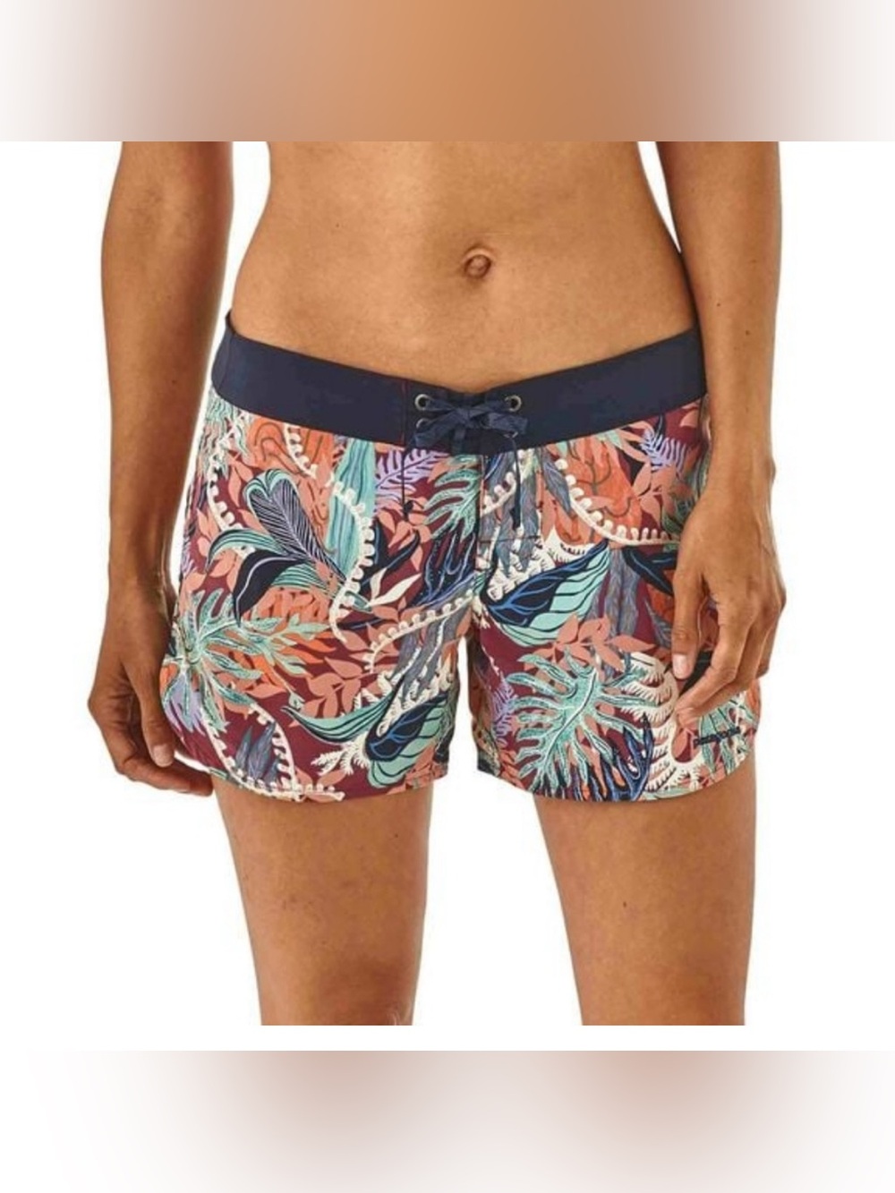 Patagonia Women’s Wavefarer Board Shorts Size 16